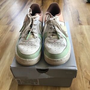 Nike Air Force 1 size 6y